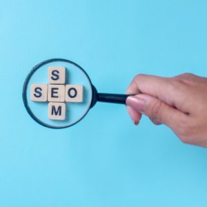 SEO untuk E-commerce vs SEO untuk Blog: Apa Perbedaannya?